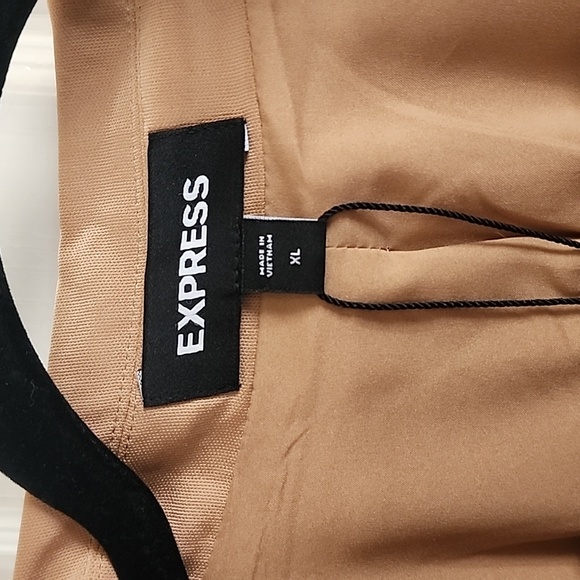 Express Blazer - Picture 3 of 5